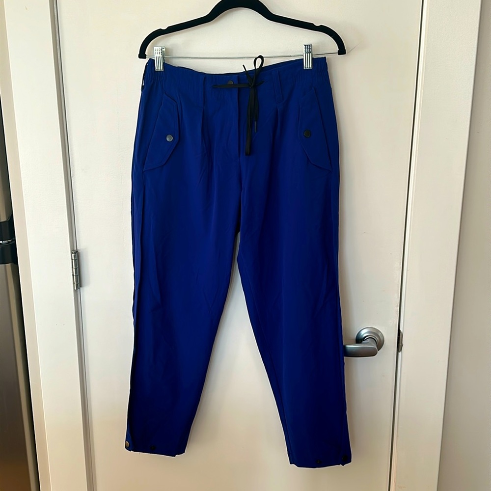 Tapered ankle pants